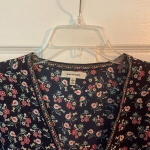 Max Studio Navy Floral V-Neck Top